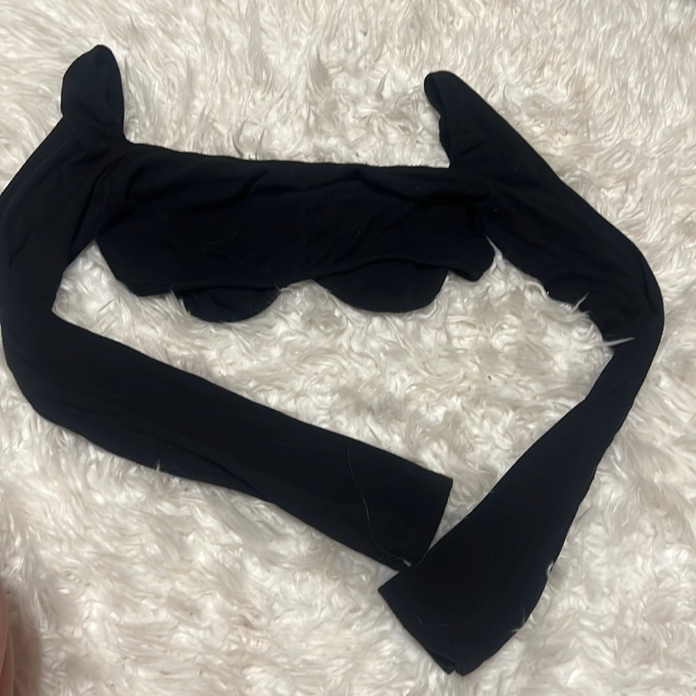 Black crop top